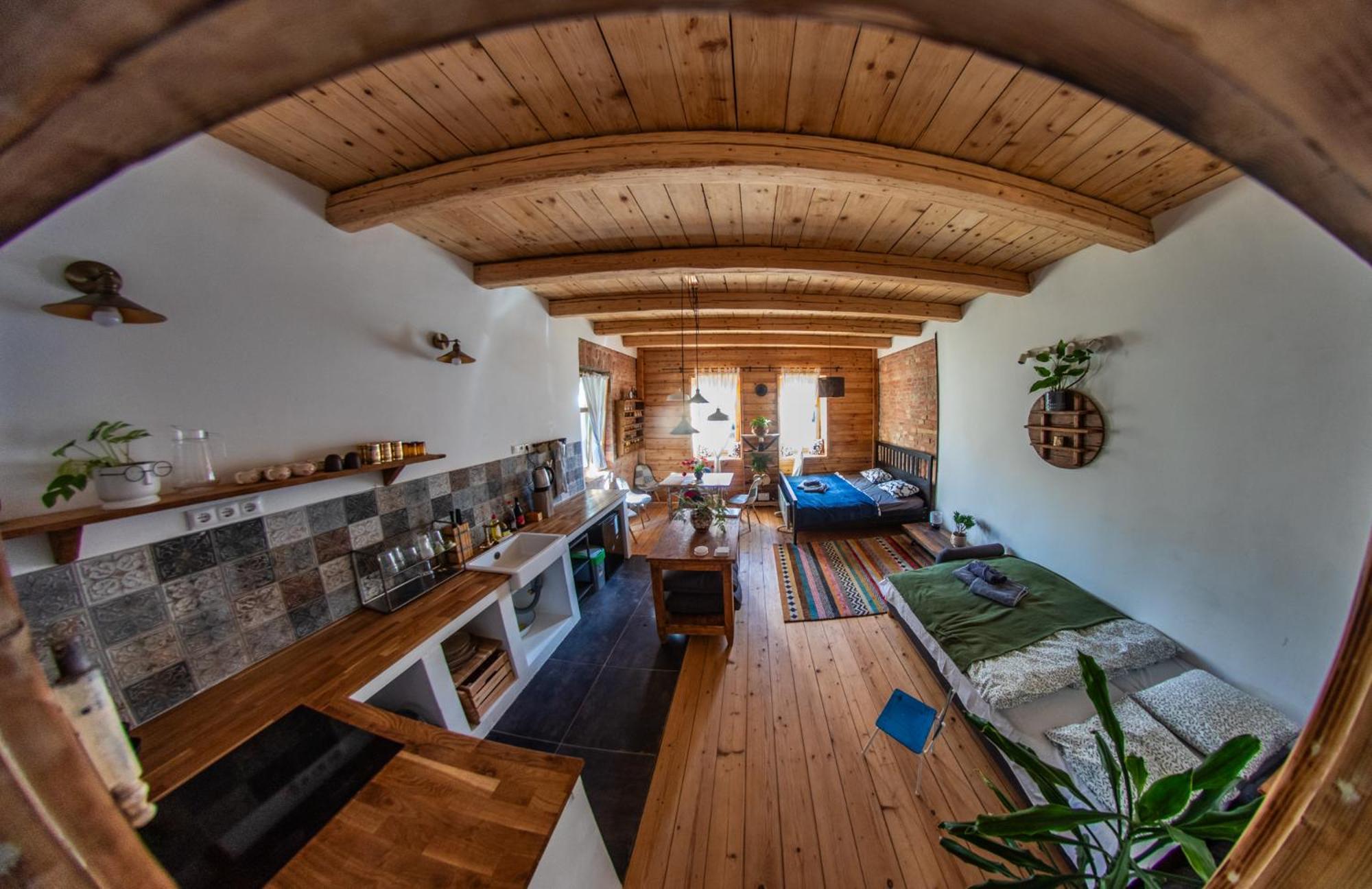 Minifaktura Loft Apartman & Reggelizo Es Etelbar Szokolya Exterior foto